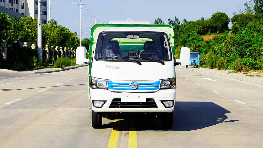 东风华神纯电动洗扫车