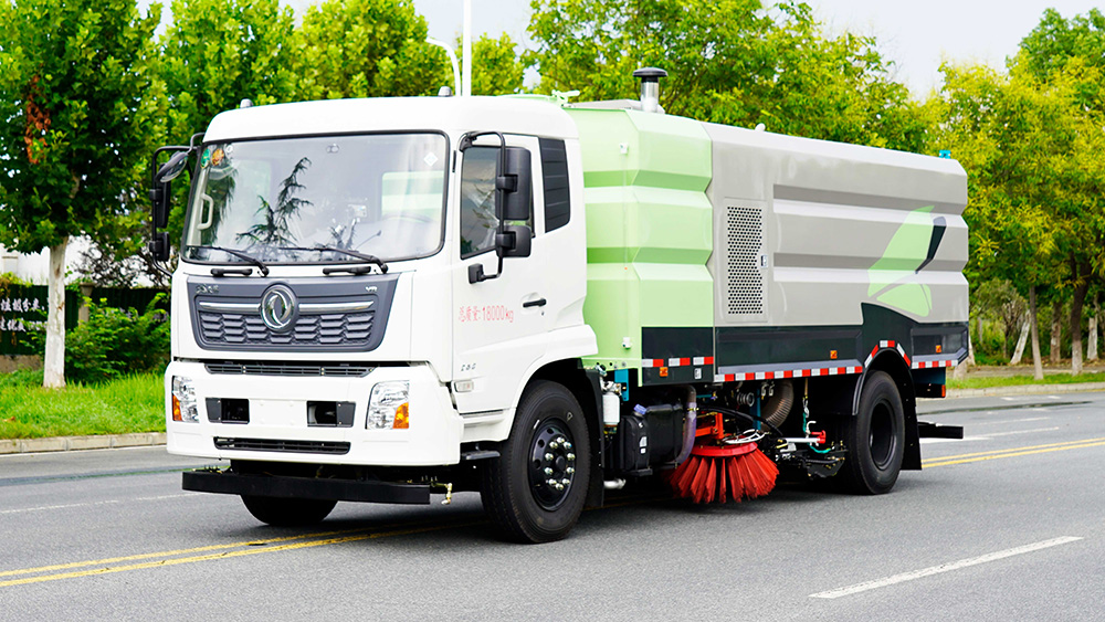 东风天锦洗扫车
