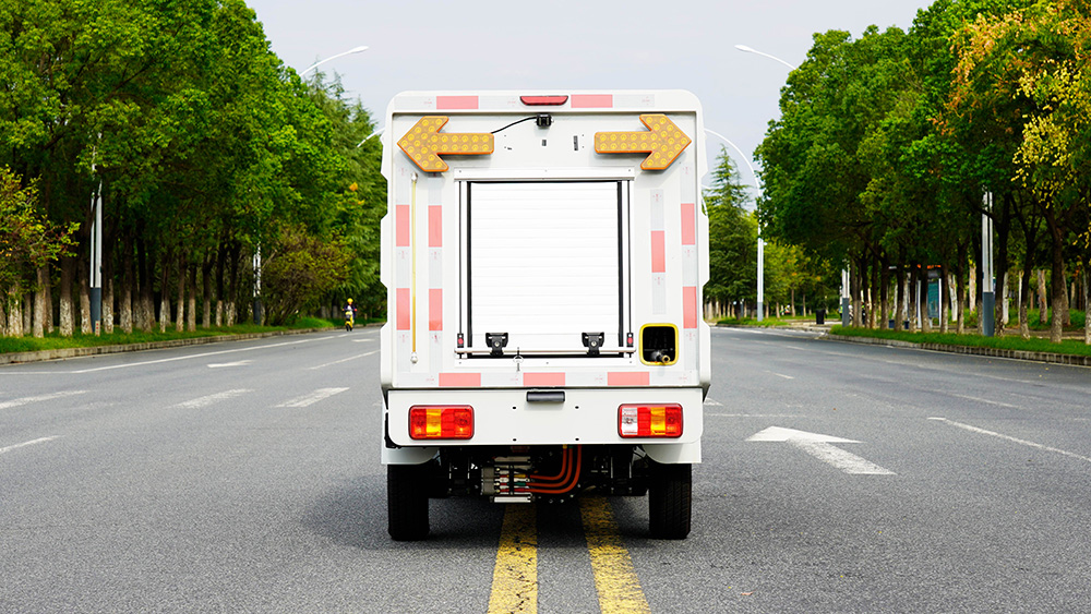 小神童路面养护车