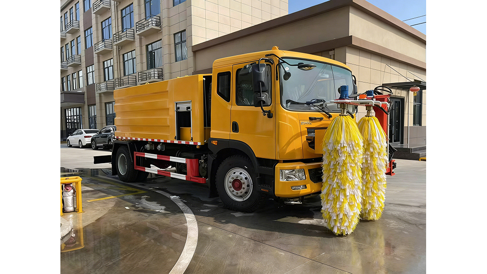 城市护栏清洗机