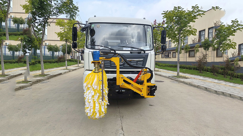 高速护栏清洗机