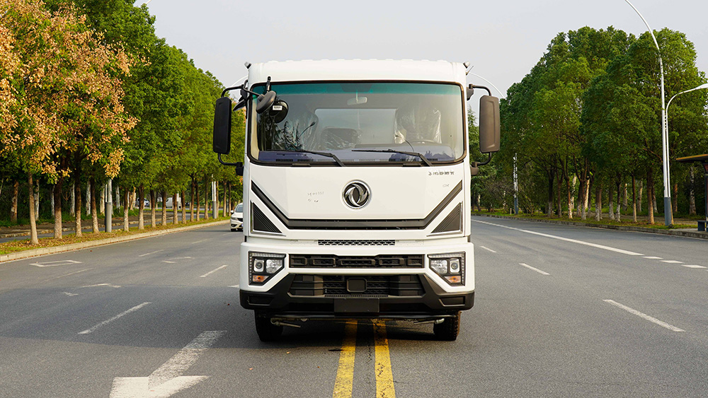 东风大多利卡16吨绿化喷洒车