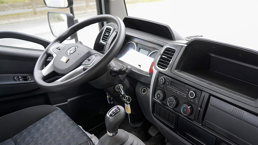 东风小多利7吨卡绿化喷洒车