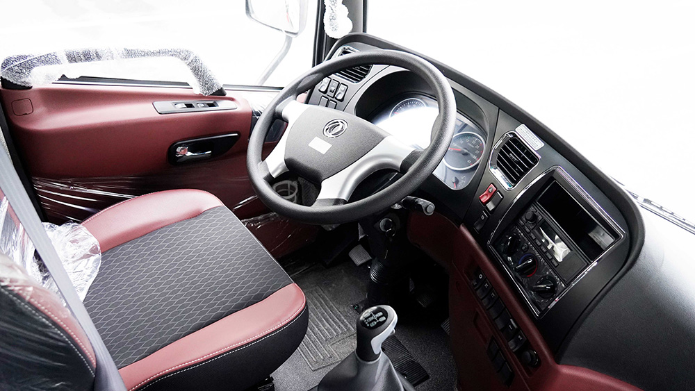 东风华神18吨洒水车