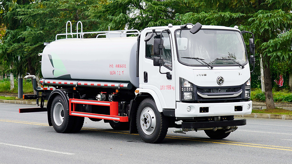 东风华神12吨绿化喷洒车