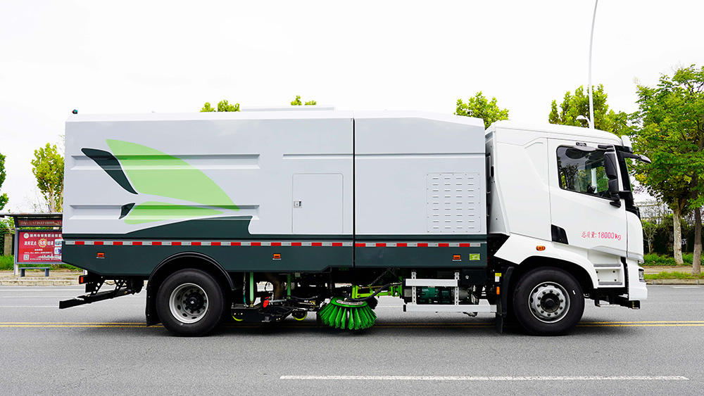 比亚迪洗扫车18吨