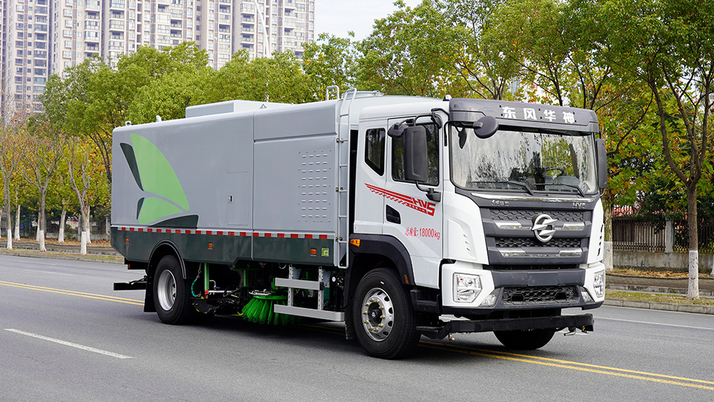 东风华神18吨纯电动洗扫车