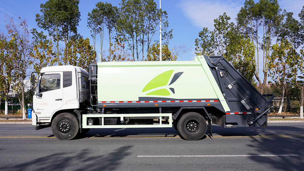 东风天锦压缩垃圾车