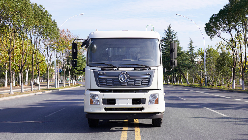 东风天锦压缩垃圾车