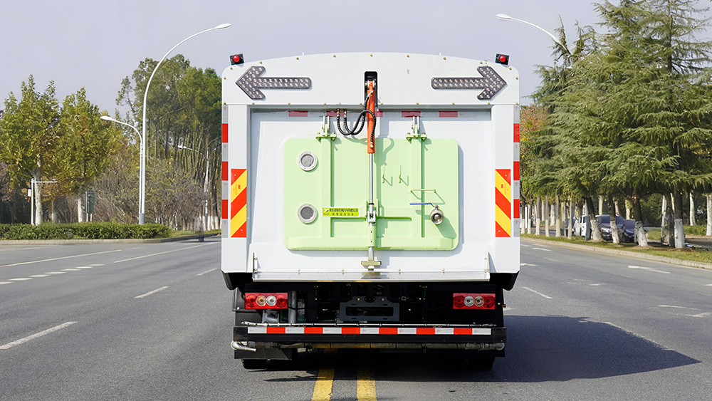 福田欧马可智蓝12吨纯电动洗扫车