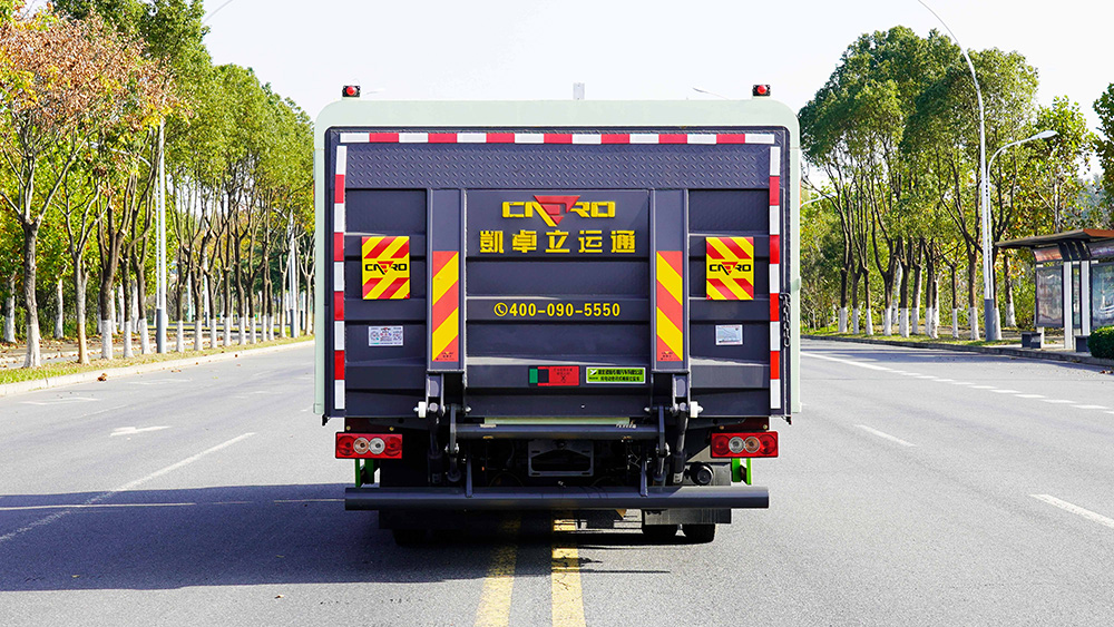 福田欧马可智蓝纯电动密闭式桶装垃圾车